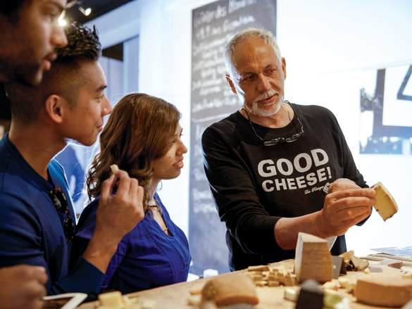 Uniworld - Excursions, Masterpiece Collection 3.jpg